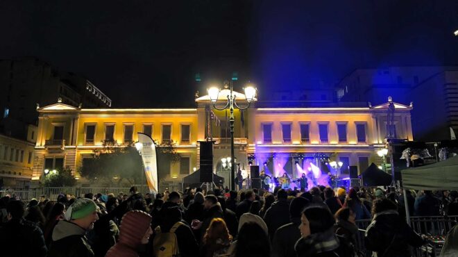 χορεύοντας-με-τη-γενιά-ζ-στην-καρδιά-τη-563480797