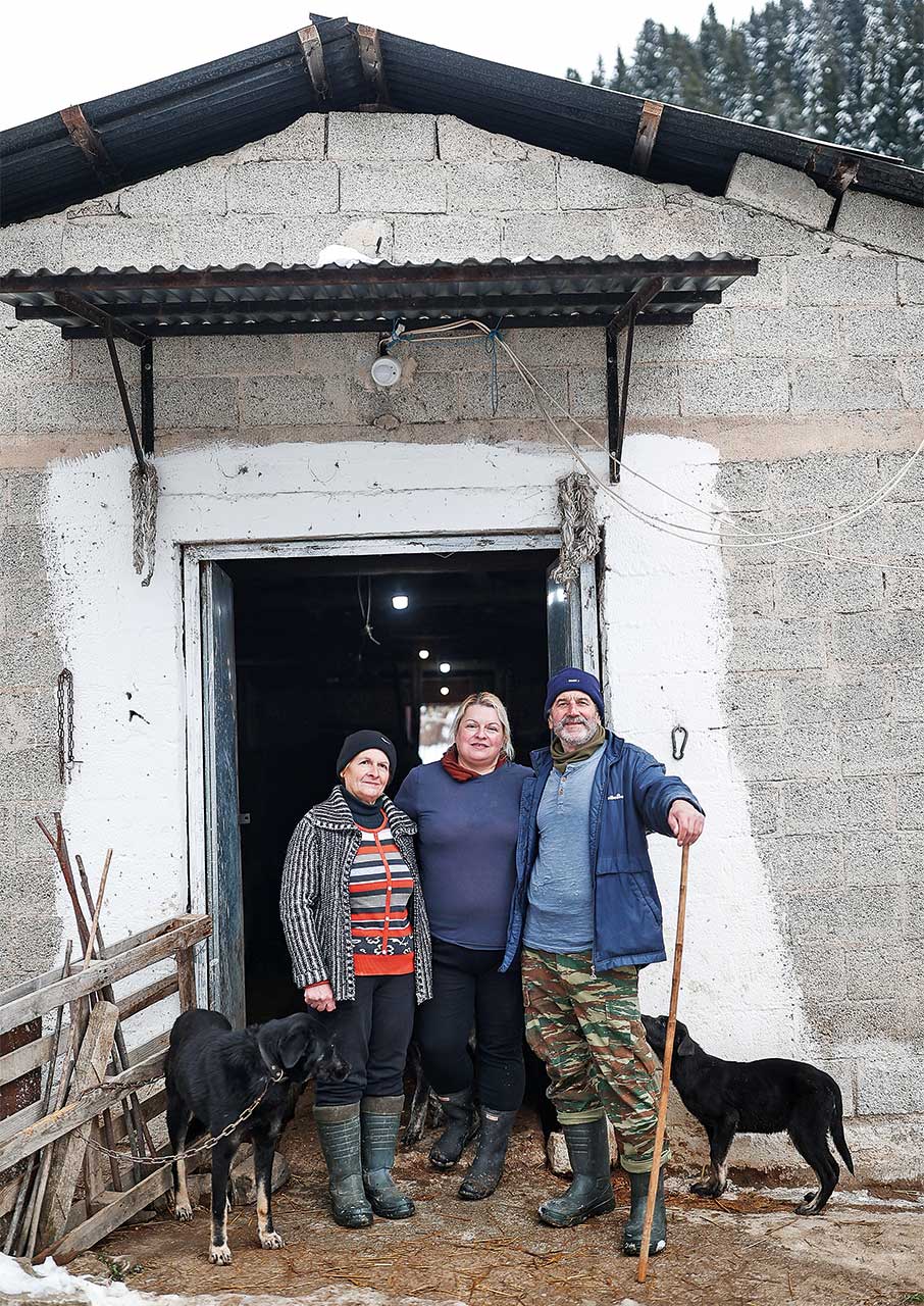 Ασπροπόταμος: Στα ίχνη των Βλάχων και των καμινάδων-4