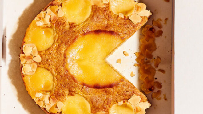 κέικ-αμυγδάλου-με-λεμονόκρεμα-563465578