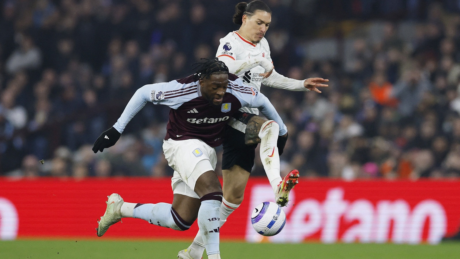 Το μετέωρο βήμα του Ντάργουιν Νούνιες-1