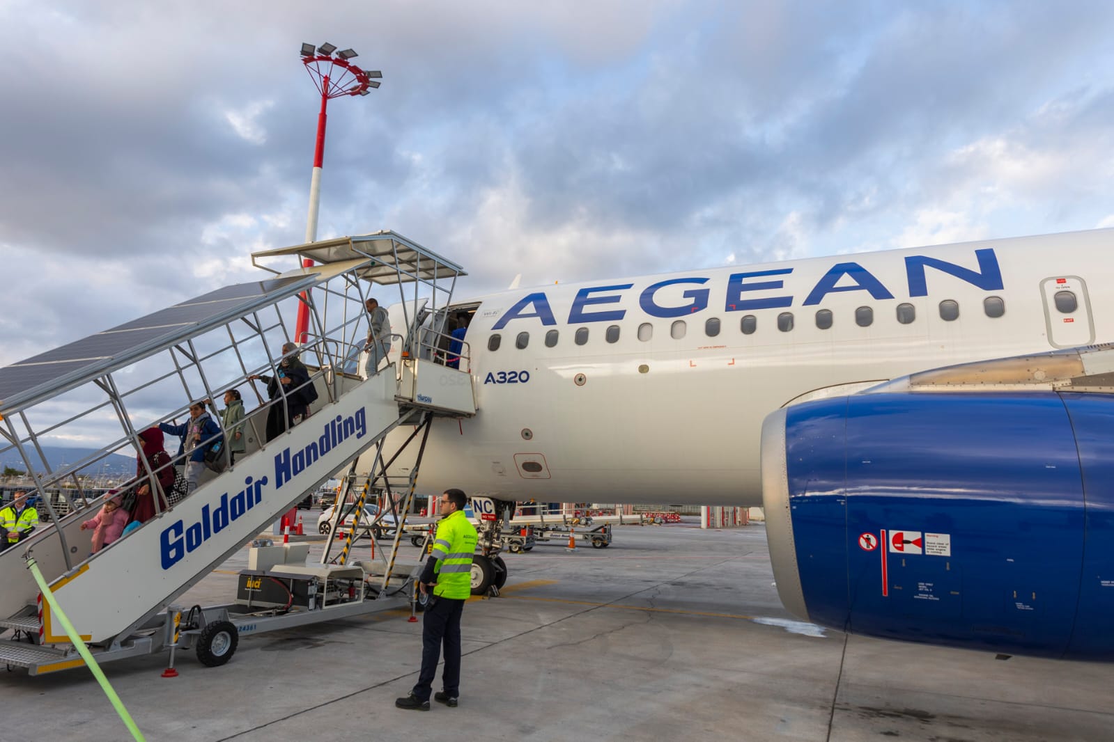 ΥΠΕΞ: Ολοκληρώθηκε η επιχείρηση ιατρικής εκκένωσης 10 παιδιών από τη Γάζα-1