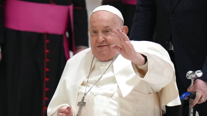 βατικανό-κρίσιμη-η-κατάσταση-του-πά-563483170