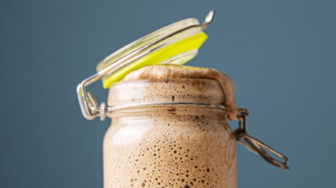 σπιτικό-ψωμί-δυνατό-προζύμι-8-ημερών-563483581