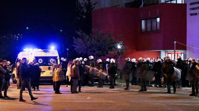 στο-εδώλιο-πάνω-από-150-χούλιγκαν-563485771