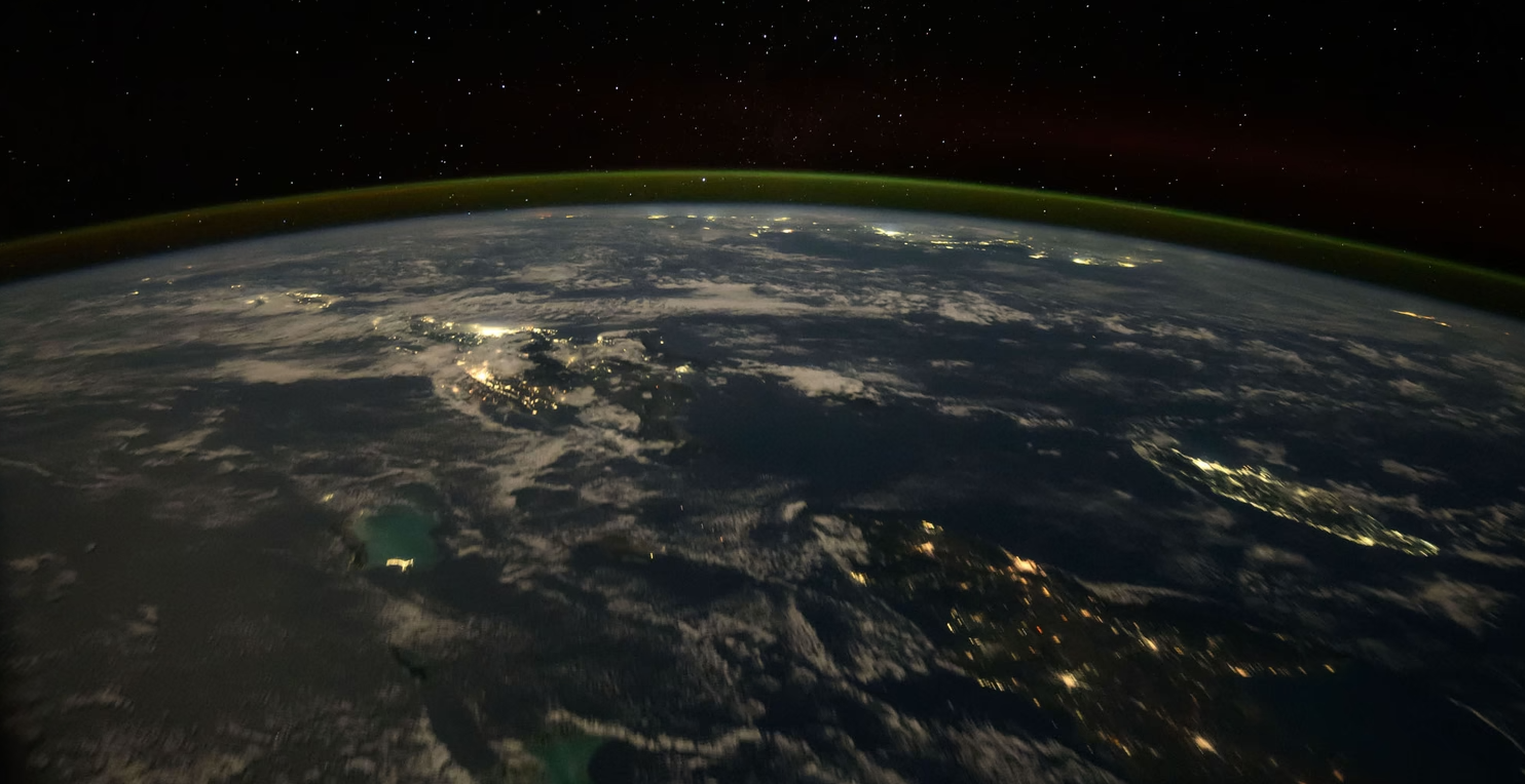 Η Γη τη νύχτα από τον Διεθνή Διαστημικό Σταθμό-5