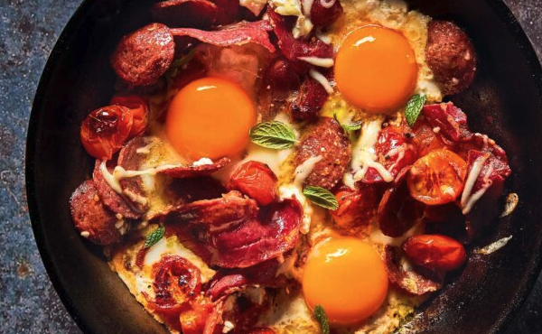 τηγανιά-με-σουτζούκι-παστουρμά-κασέρ-563478643