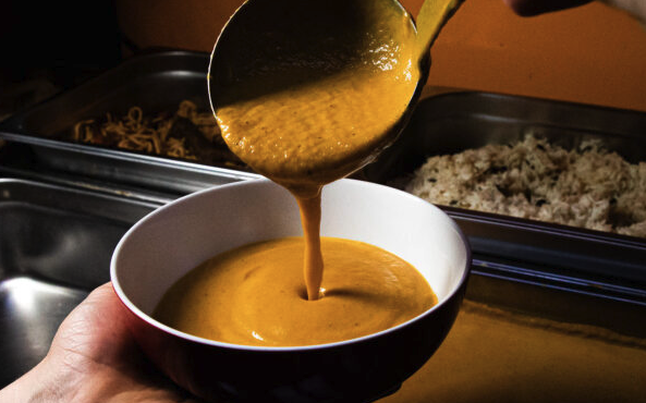 σούπα-καρότου-βελουτέ-με-τζίντζερ-και-563480956