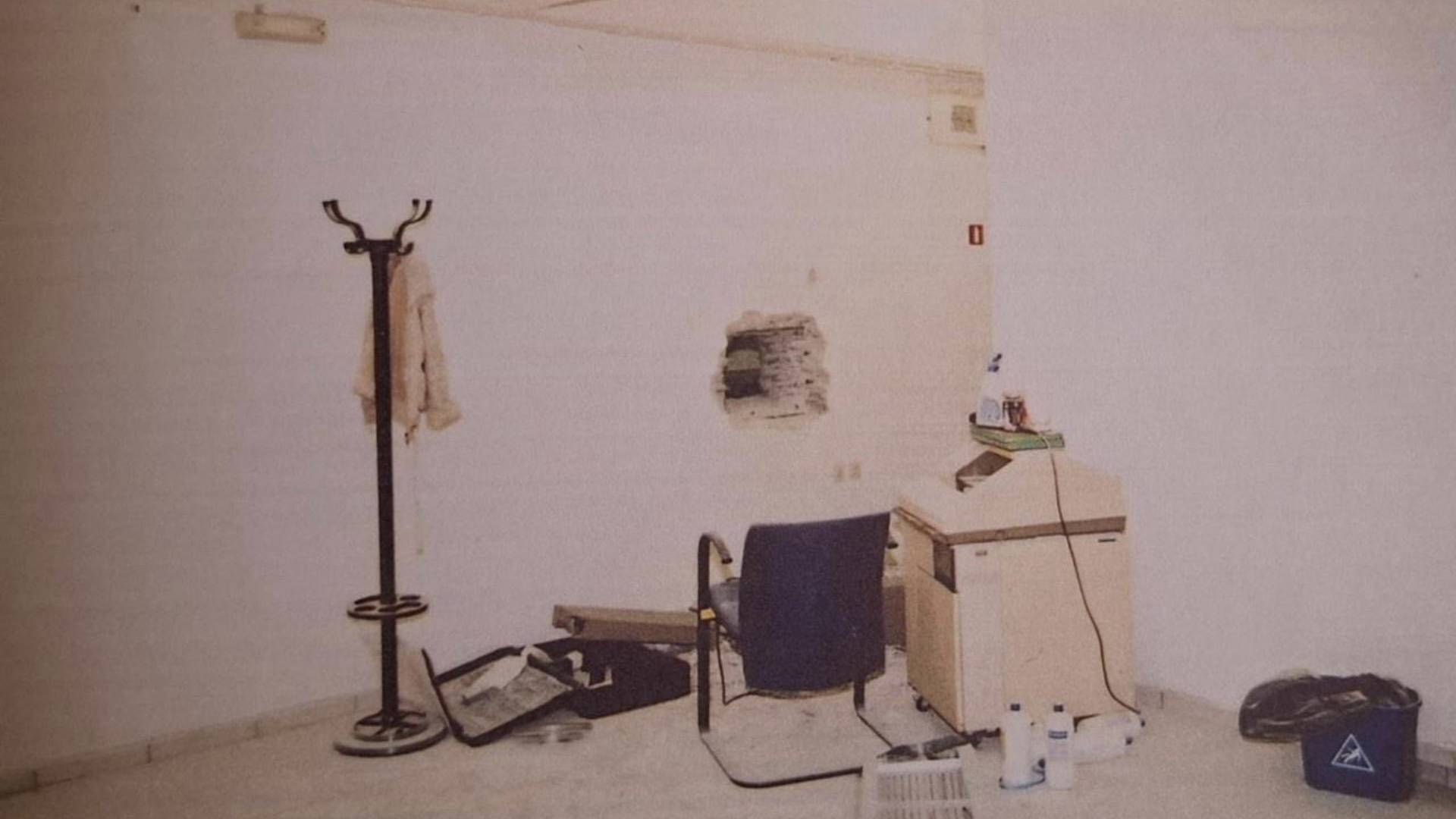 Φωτογραφίες από το ριφιφί των 4 εκατ. το 2008 – Το χρονικό της εξιχνίασης-1