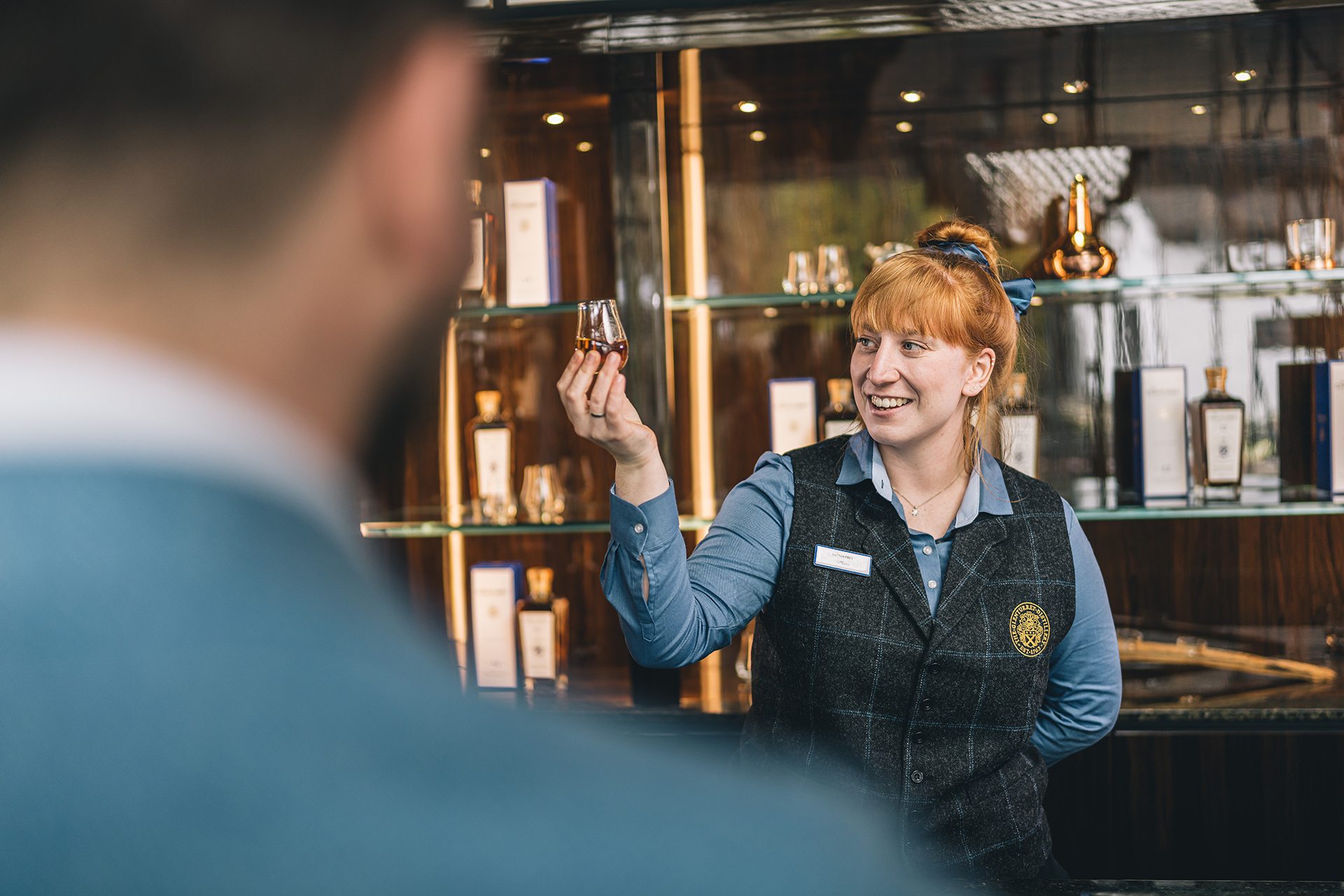 Στιγμιότυπο από την επίσκεψη στο αποστακτήριο