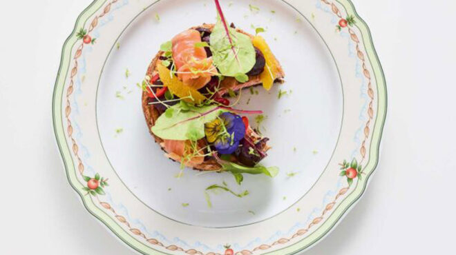 αλμυρό-cheesecake-με-παντζάρια-και-καπνιστό-σο-563460904