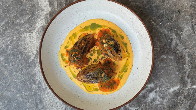 στο-ηράκλειο-για-αυγά-τηγανητά-με-καρα-563490706