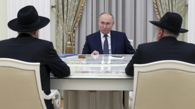 αντριου-γουάις-δεν-είναι-μόνος-με-τον-π-563483353