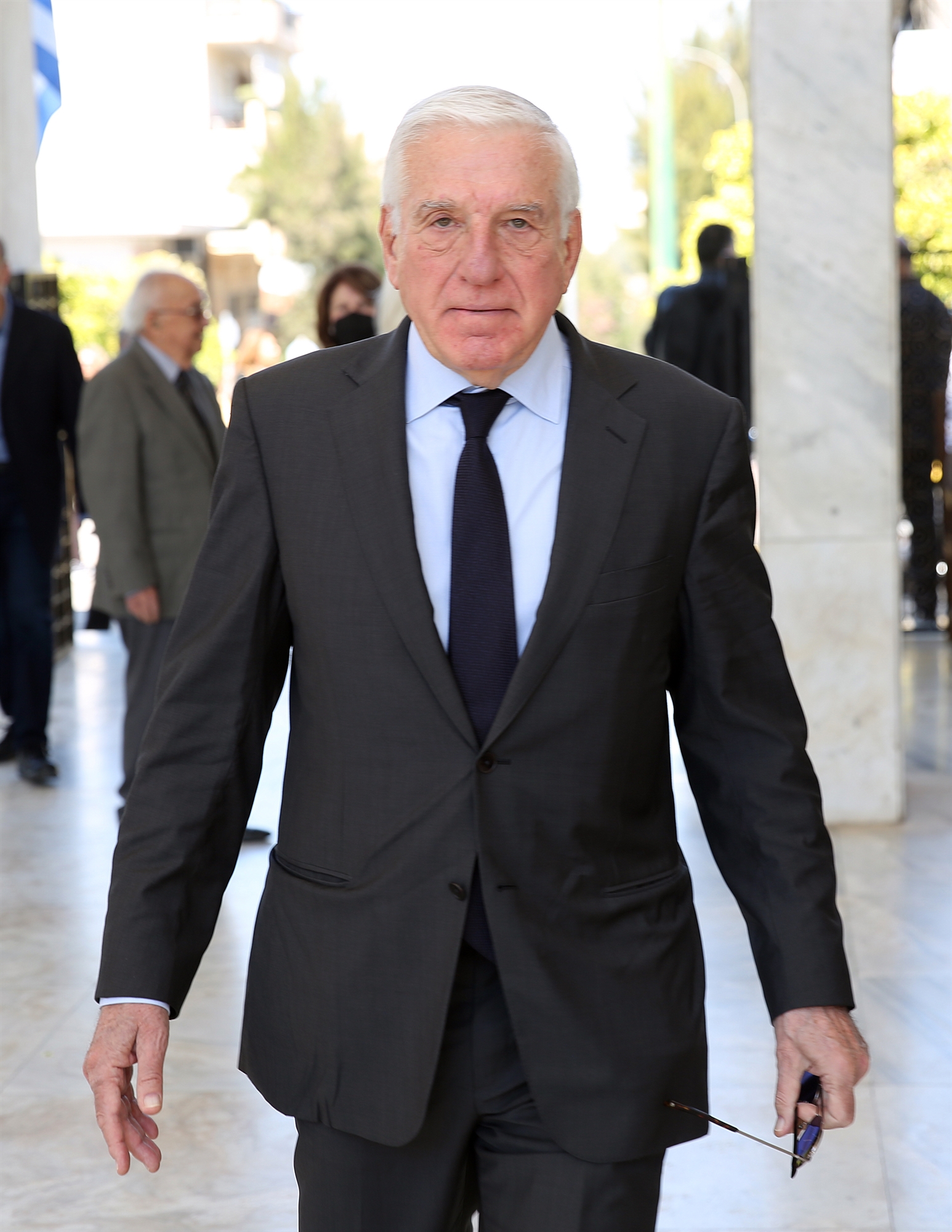 Εντός και Εκτός: Eφθασαν τα ανταλλακτικά για τα Apache-1