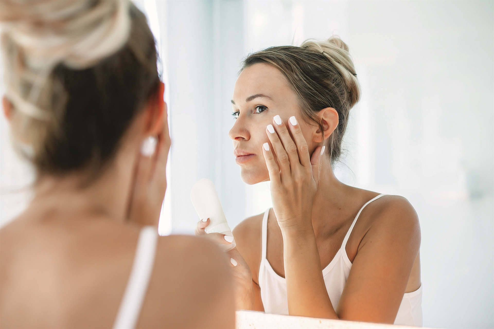 Καταστάσεις που ταλαιπωρούν το δέρμα τον χειμώνα-1