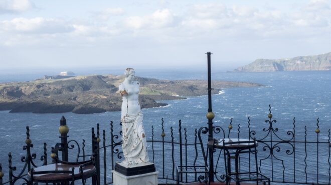 σαντορίνη-μπαράζ-σεισμικών-δονήσε-563459827