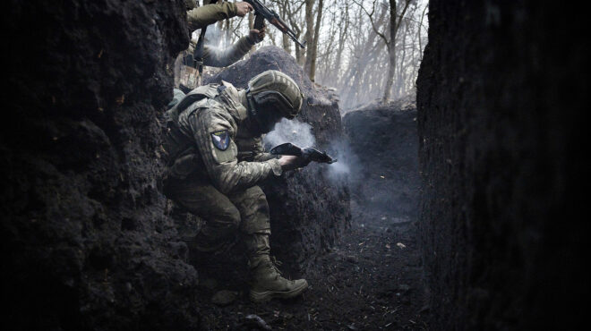 ουκρανοί-πολίτες-μιλούν-στην-κ-κου-563483392