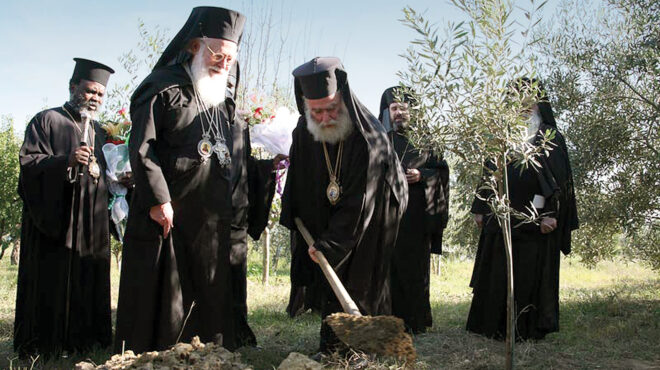 αρχιεπίσκοπος-αναστάσιος-οι-σταθμοί-563452486