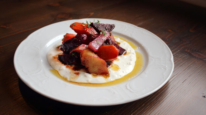 στο-osteria-greca-για-νόστιμο-φαγητό-με-θέα-τον-κο-563478976