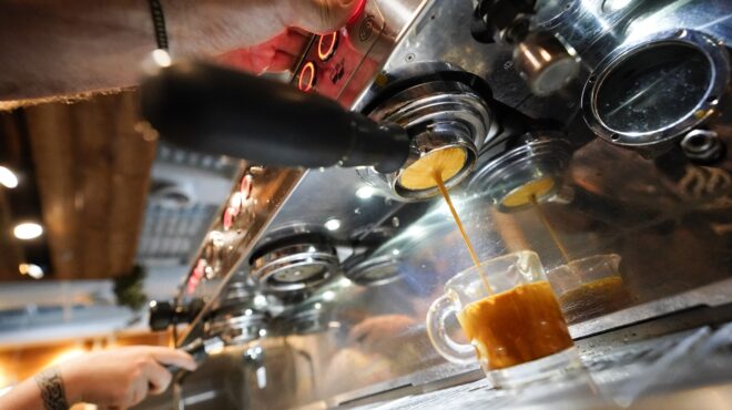 ανοδος-κατά-30-στην-τιμή-του-καφέ-563477890