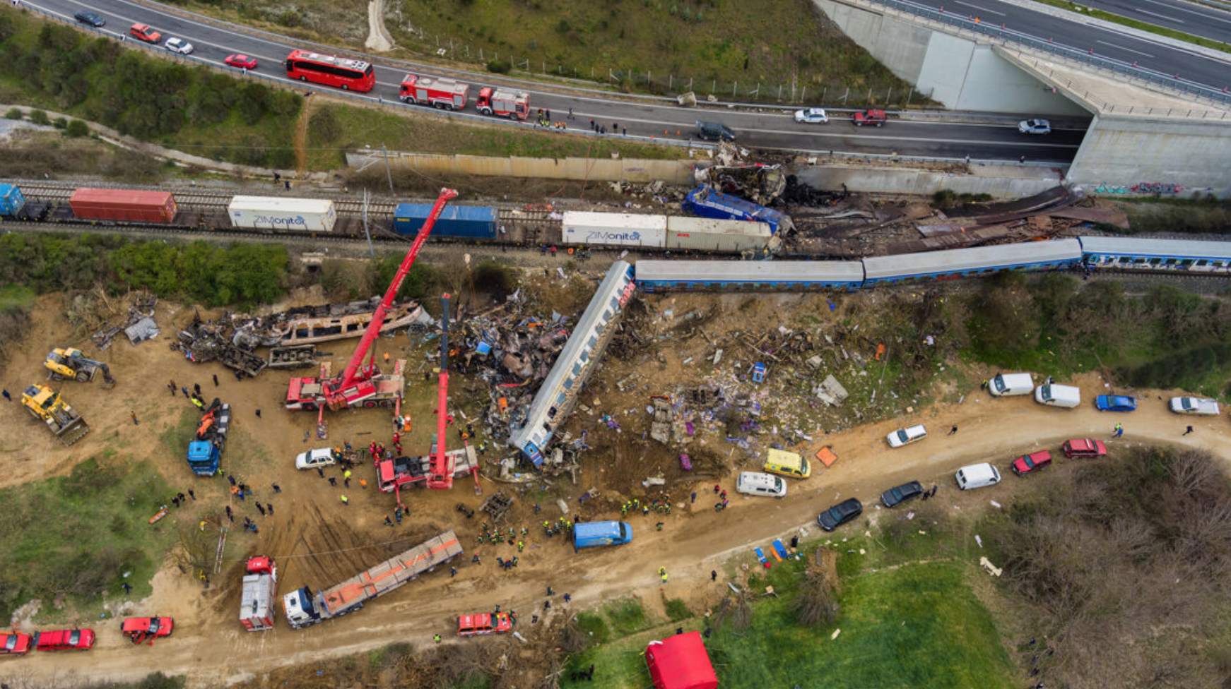 Αλαζόνες και βρεγμένες γάτες-1