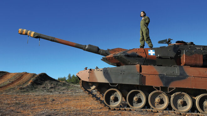 η-μαμά-μου-οδηγεί-τανκ-563490922