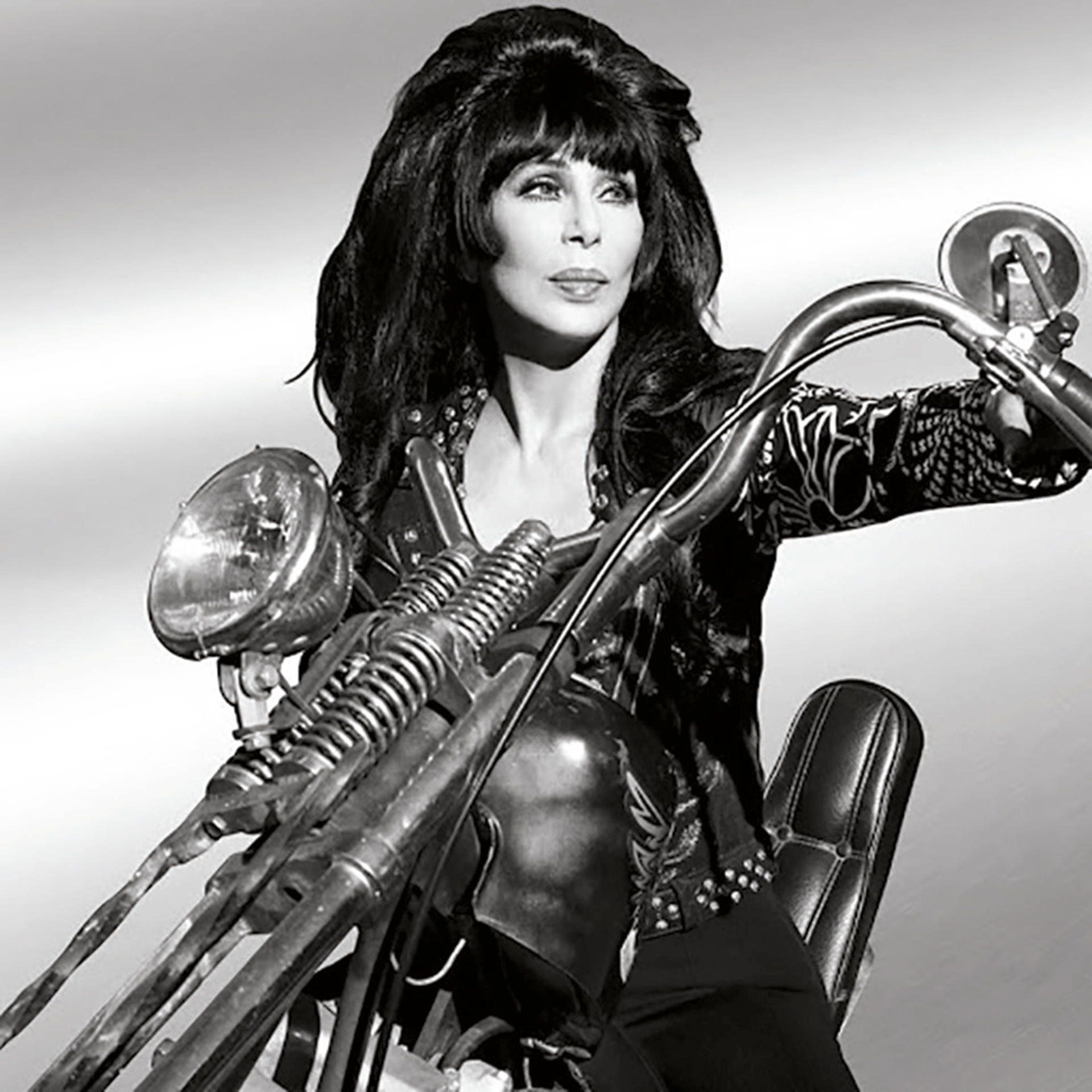 Cher: H απίθανη πορεία μέχρι την κορυφή της showbiz-10