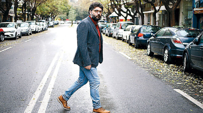 το-αίσθημα-του-παραδόξου-εισβάλλει-563451277