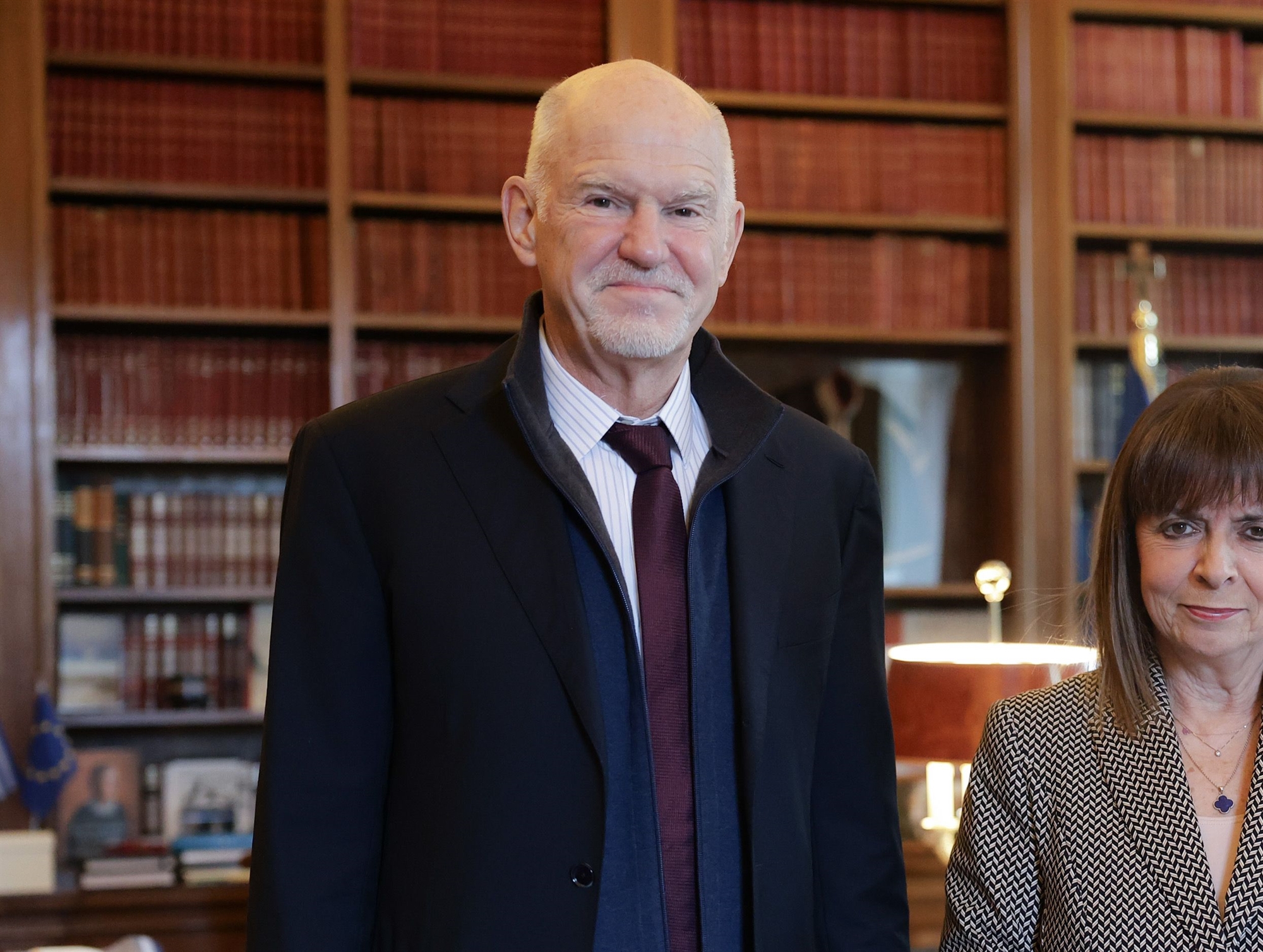 Εντός και Εκτός: Ο Γιώργος Παπανδρέου και τα ευρωομόλογα-1