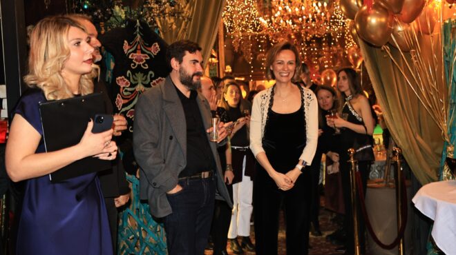 h-κ-έκοψε-την-πρωτοχρονιάτικη-πίτα-έχ-563447431