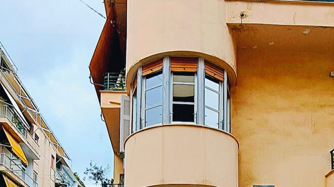 ο-ιστός-της-γειτονιάς-στου-γκύζη-563481418