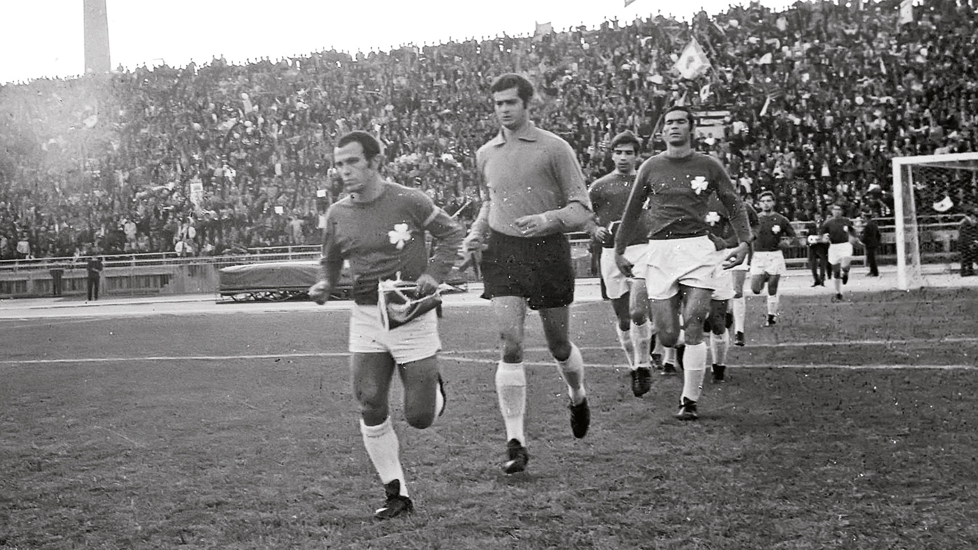 Στρατηγοί πολλοί, Δομάζος ένας. Το 10άρι που έλυνε «διαφορικές εξισώσεις» επί χόρτου-1