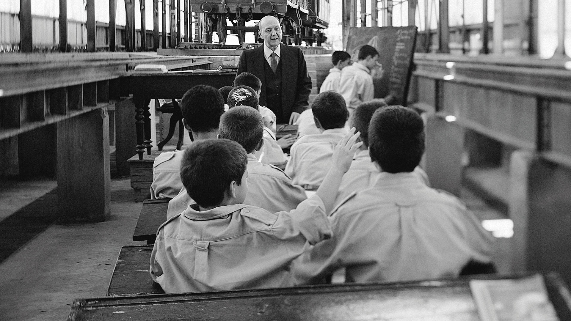 «Δώσ’ τον στη βασίλισσα να γίνει άνθρωπος»-1