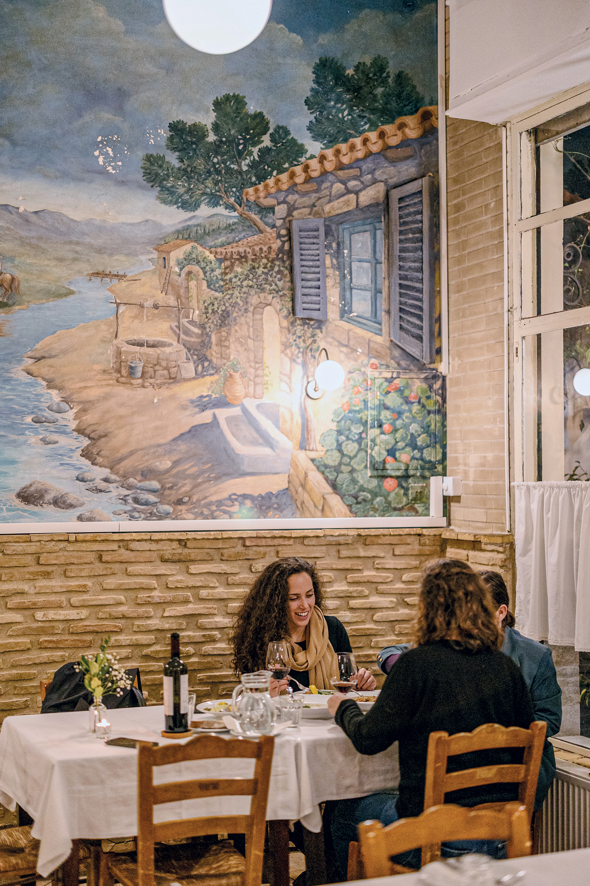 Οι μετά-ταβέρνες της Αθήνας: Ευχή ή κατάρα;-1