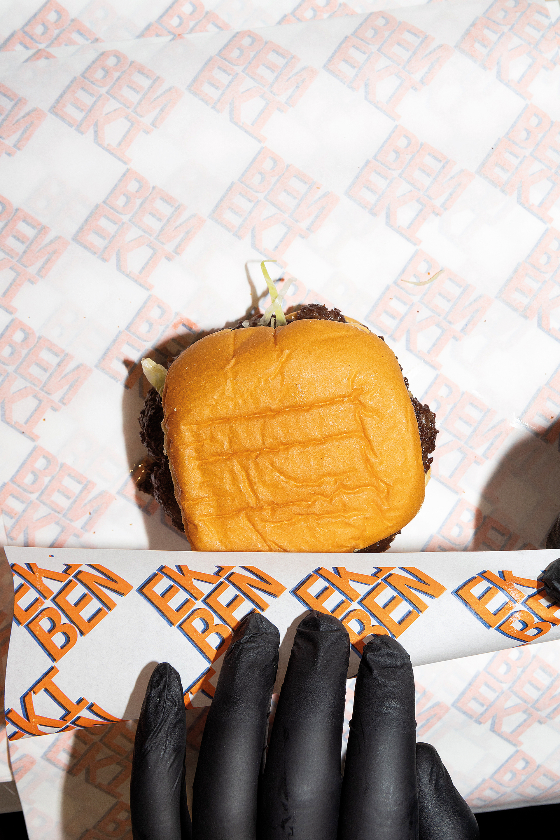 Πού τρώμε τα πιο λαχταριστά smash μπέργκερ στην Αθήνα-8