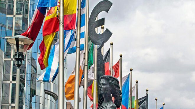 ο-τραμπ-δοκιμάζει-την-ενότητα-της-ε-ε-563480404