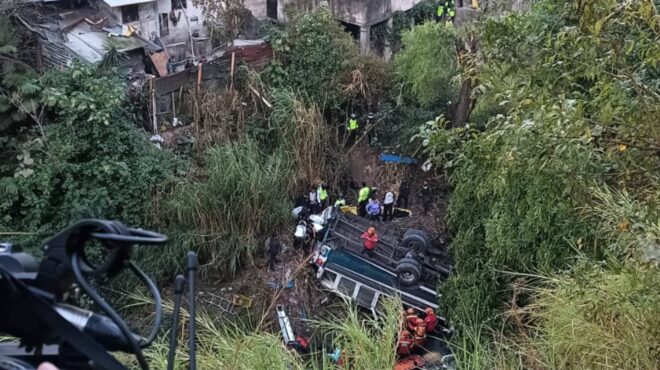 γουατεμάλα-λεωφορείο-έπεσε-από-γέφυρ-563462362