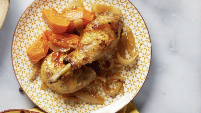 κοτόπουλο-με-πελτέ-και-δυόσμο-ψημένο-σ-563484490