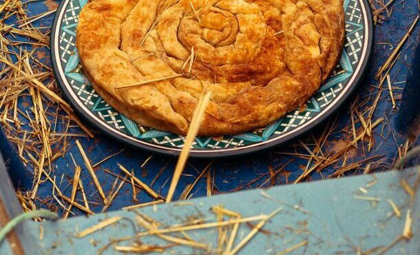 κοζανίτικο-κιχί-με-σπανάκι-πράσα-και-φ-563448427