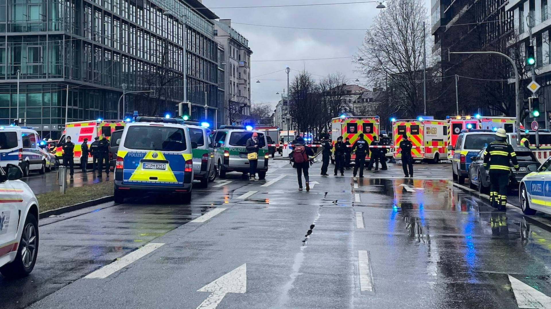 Μόναχο: «Επίθεση με εξτρεμιστικό κίνητρο» εξετάζουν οι Αρχές – Το παρελθόν του 24χρονου δράστη-2