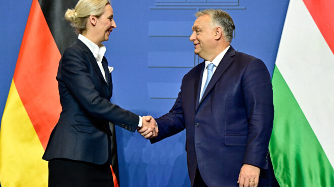 ο-ορμπαν-συναντήθηκε-με-την-ηγέτιδα-τη-563466046