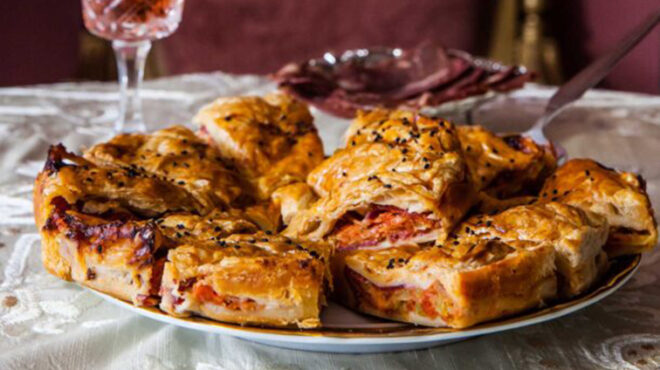 παστουρμαδόπιτα-από-την-πόλη-563468380