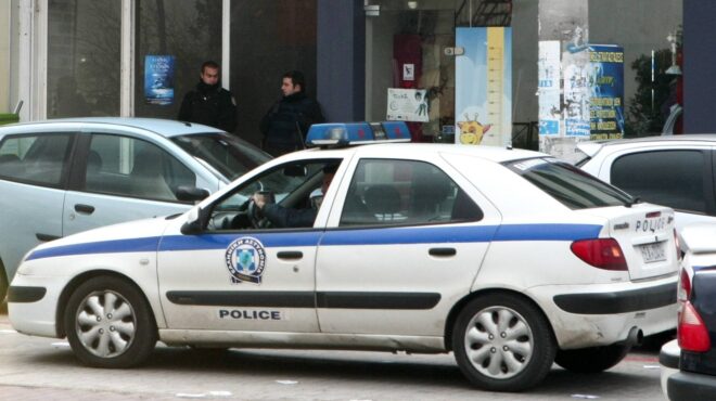 νέα-ερυθραία-τρεις-συλλήψεις-για-κλοπ-563456431