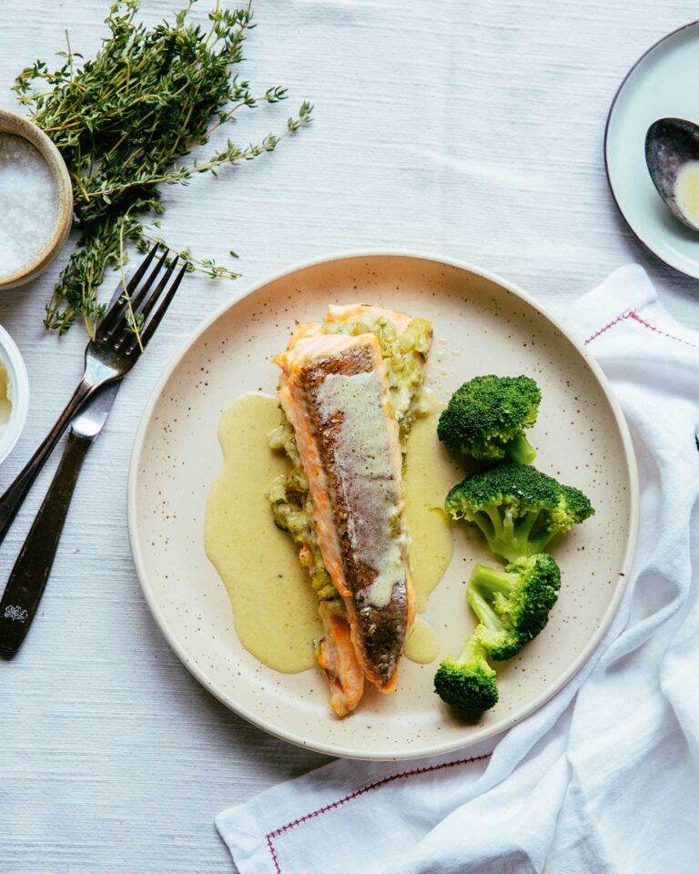 πέστροφα-γεμιστή-με-μυρωδικά-και-ξινό-563480113