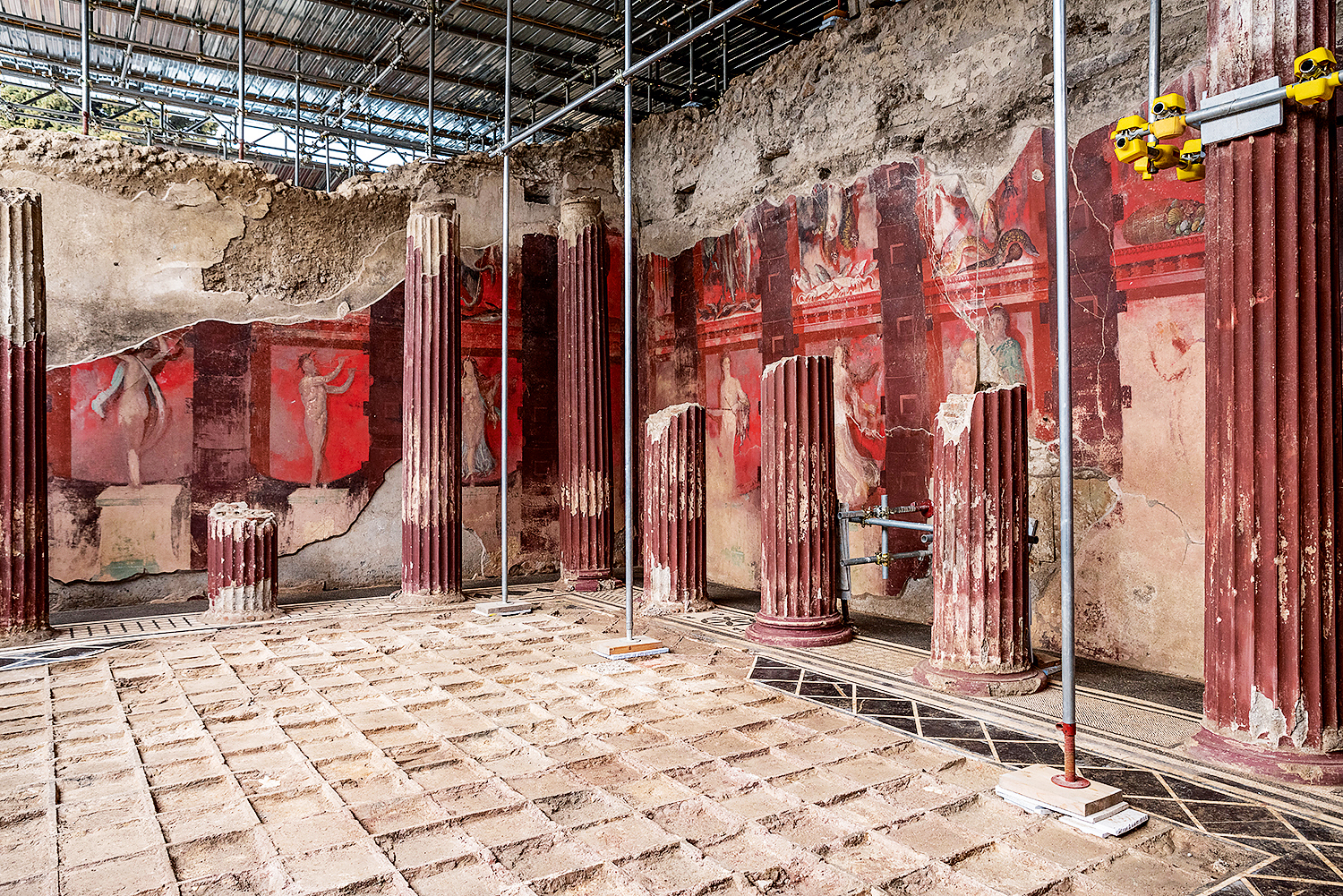 Μεγαλογραφία της Πομπηίας αποκαλύπτει την πομπή του Διονύσου-1