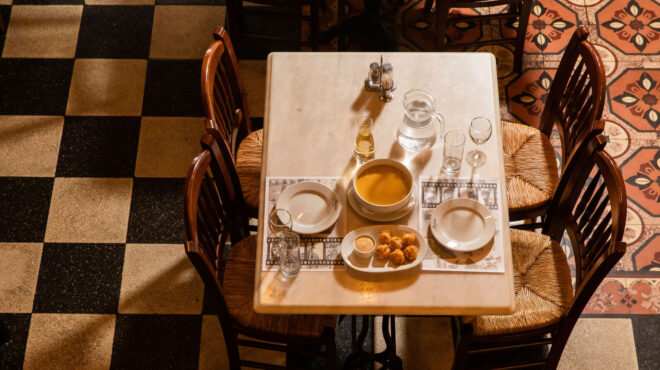 9-μαγαζιά-για-ψαρόσουπα-βάλσαμο-στην-αθ-563456335