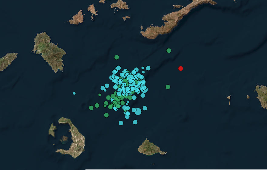 Συνεχίζεται η σεισμική δραστηριότητα σε Σαντορίνη και Αμοργό – Σε επιφυλακή οι Αρχές, τι λένε οι ειδικοί-1