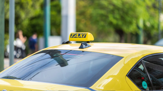 βίντεο-ντοκουμέντο-οδηγός-ταξί-έκλεβ-563462449