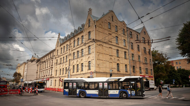 η-λετονία-προχωρά-σε-απαγόρευση-τουρι-563470921