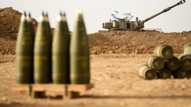 φορτίο-αμερικανικών-βαρέων-βομβών-έφ-563473639