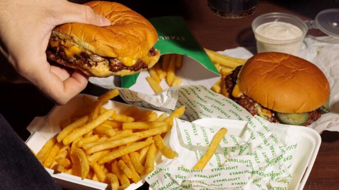 starlight-το-νέο-μπεργκεράδικο-της-κολοκοτρώ-563449255